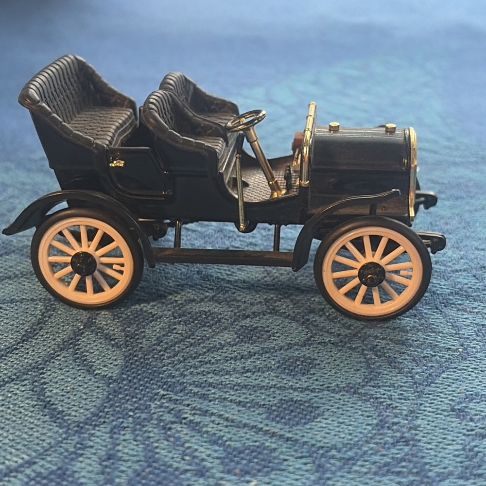1/32 DIECAST 1904 BUICK MODEL B